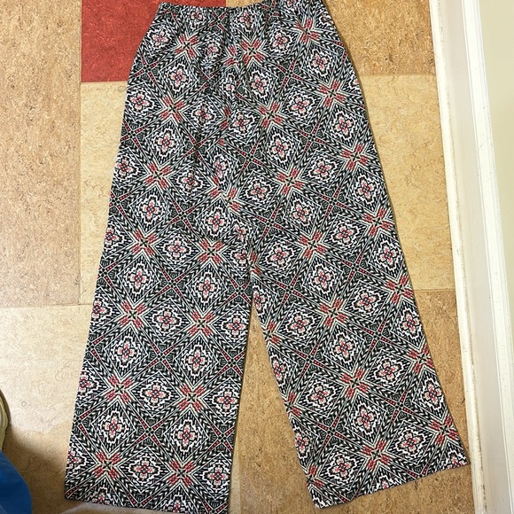 Styled Pants - Picture 6 of 6